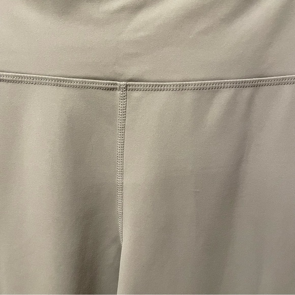 Danskin High rise super soft women’s leggings size L NWOT - Picture 3 of 9